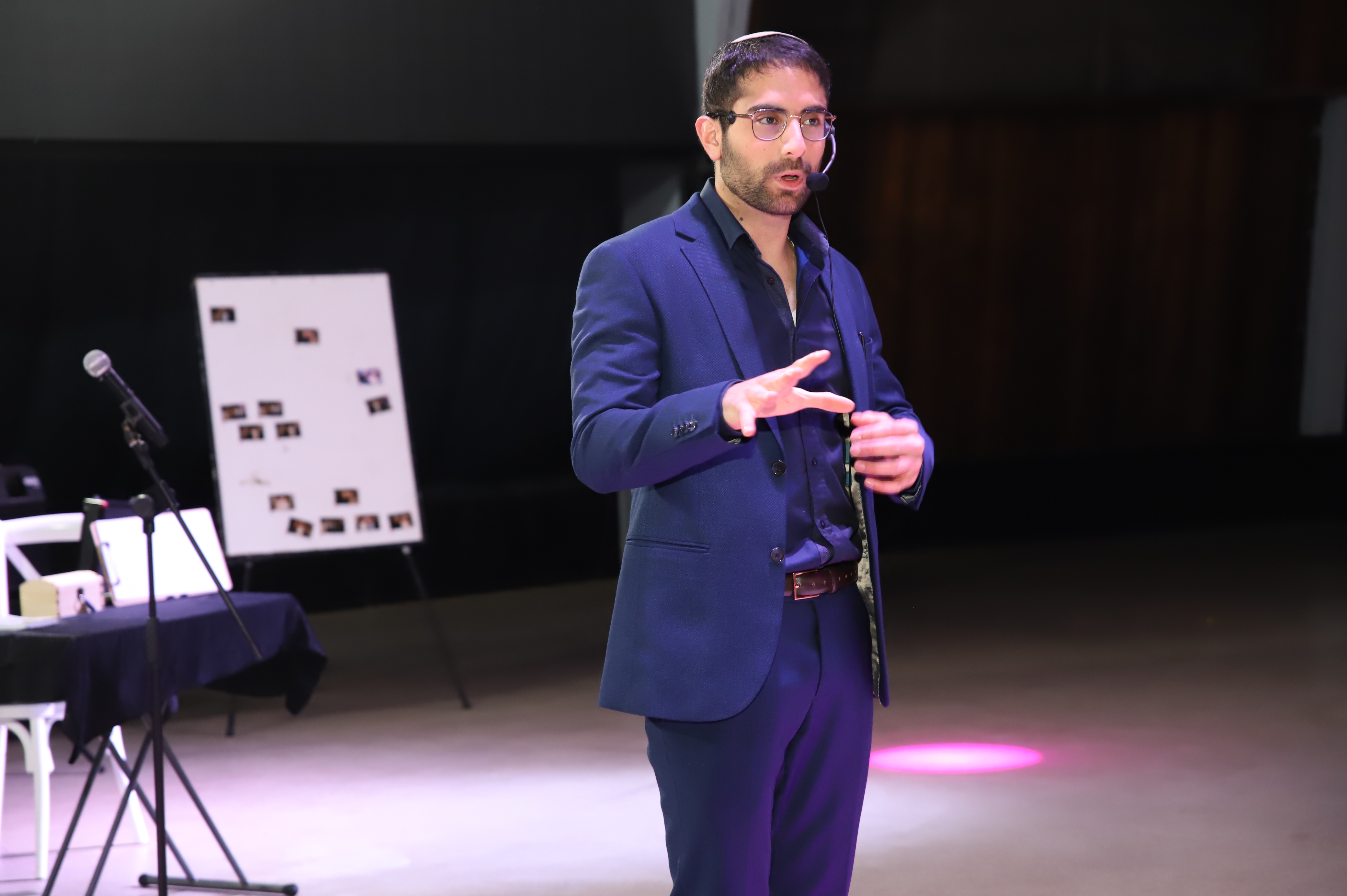 Mentalism demonstration